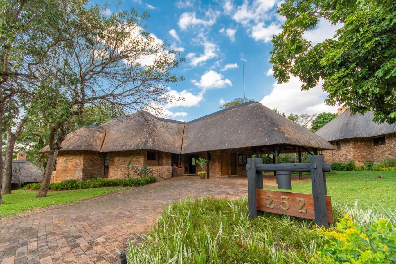 Kruger Park Lodge Unit No 252 With Private Pool Хейзивю Екстериор снимка